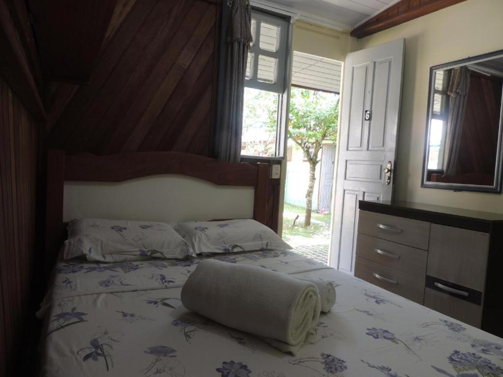 Pousada Coracao Da Ilha อิลลาโดเมล ภายนอก รูปภาพ