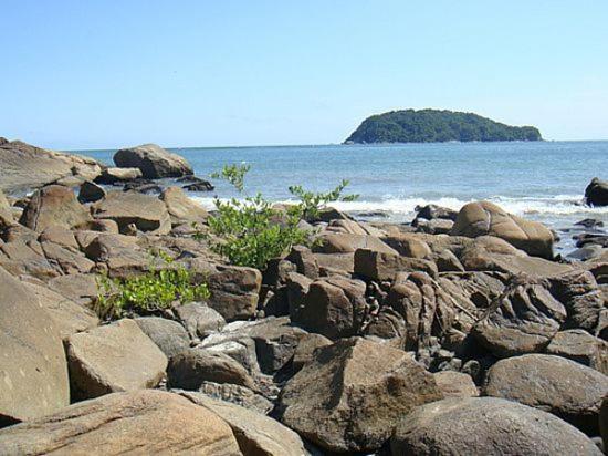 Pousada Coracao Da Ilha อิลลาโดเมล ภายนอก รูปภาพ